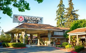 Red Lion Inn Bellevue Wa 3*